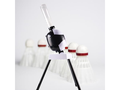 Badminton Training Machine